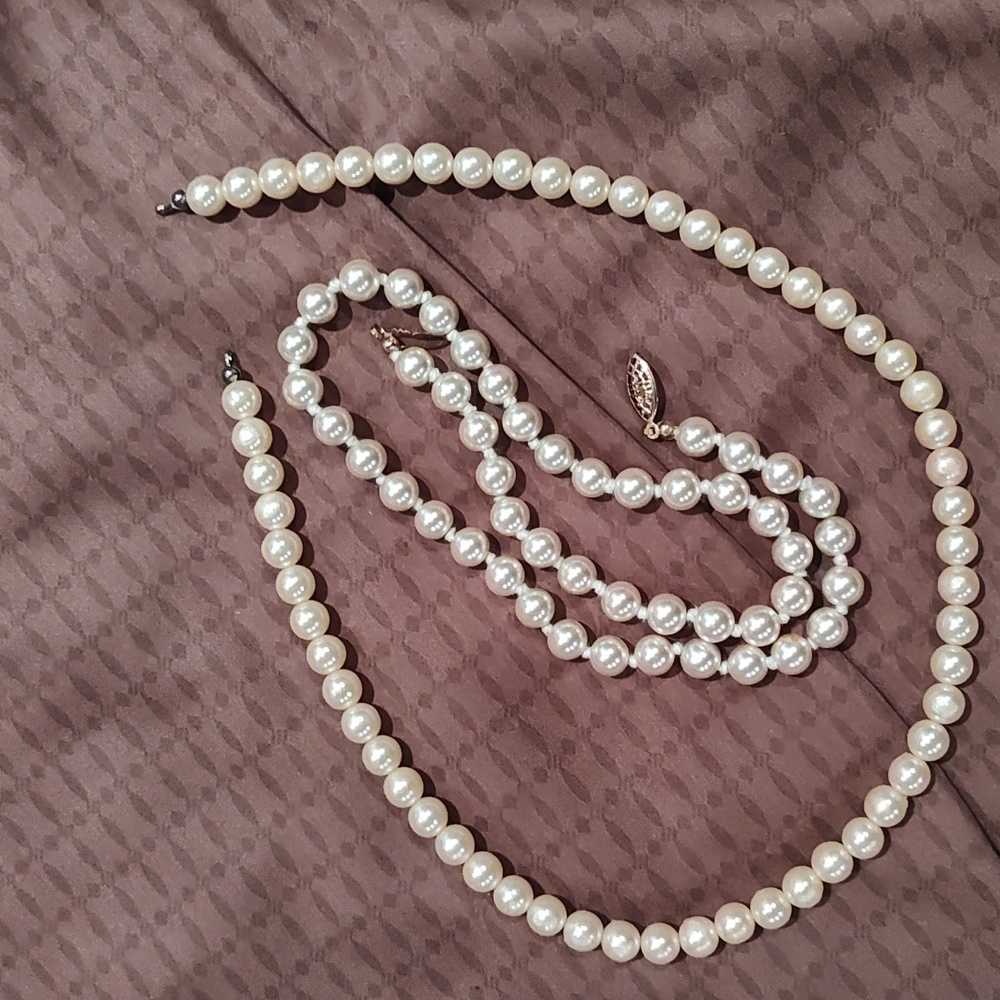 Faux pearl necklaces